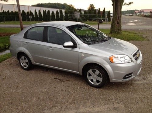 2008 chevrolet aveo ls sedan 4-door 1.6l