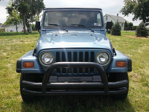 99' Jeep Wrangler High-Output*5-SPEED*SUPER NICE, image 3