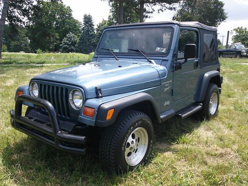 99' Jeep Wrangler High-Output*5-SPEED*SUPER NICE, image 4
