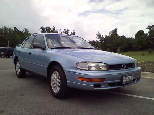 64,0000 original miles toyota camry sports edition 5speed v6