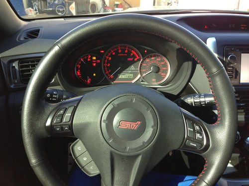 2012 Subaru Impreza WRX STI Wagon 4-Door 2.5L, image 2
