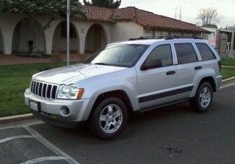 2005 jeep grand cherokee laredo sport utility 4-door 3.7l