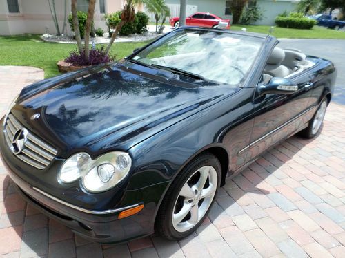 2005 mercedes-benz clk320 base convertible 2-door 3.2l