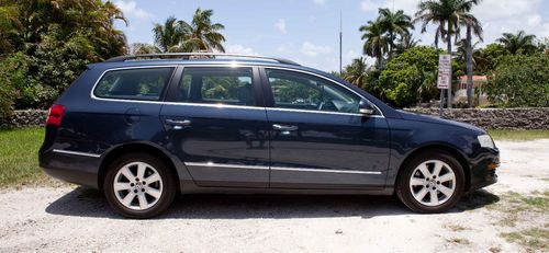 2007 vw passat wagon 2.0l turbo automatic 6 -midnight blue-excellent condition