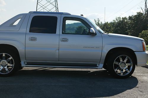 2003 cadillac escalade ext ~low miles~ lady driven mint condition loaded~bose