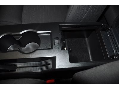 V6 4.0L AUTOMATIC POWER WINDOWS LOCKS MIRRORS CUSTOM ALLOY WHEELS ONE 1 OWNER CD, image 59