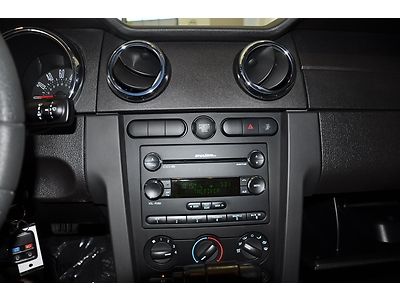 V6 4.0L AUTOMATIC POWER WINDOWS LOCKS MIRRORS CUSTOM ALLOY WHEELS ONE 1 OWNER CD, image 61