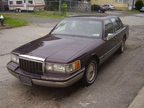 1992 lincoln town car