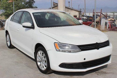 2013 volkswagen jetta damadge repairable like new only 174 miles runs!!