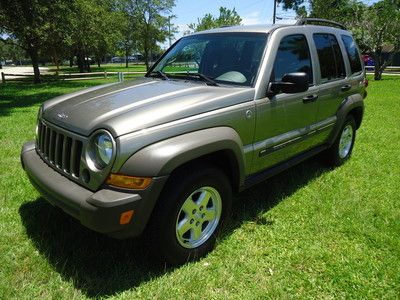 Florida 06 liberty 4wd turbocharged diesel clean carfax trail rated no reserve