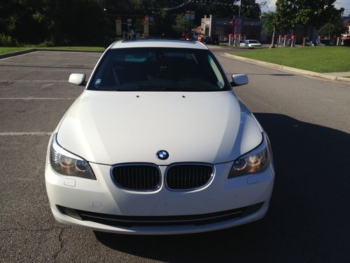 2009 bmw 528i base sedan 4-door 3.0l