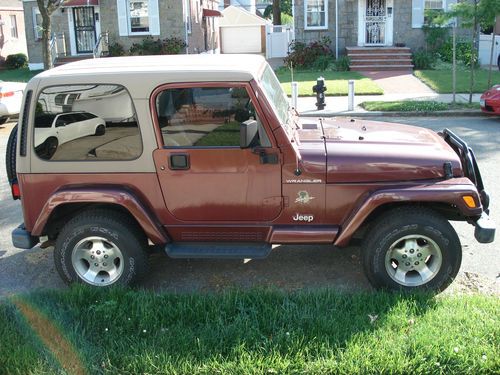 2002 jeep wrangler sahara edition !!!!low miles!!!!!