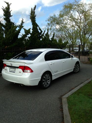 2011 honda civic si sedan 32k miles factory warranty! runs perfect!