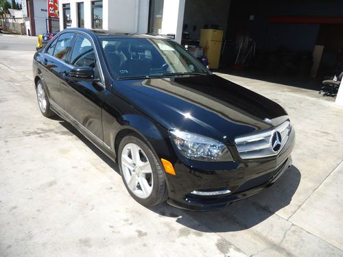 Mercedes benz  2011 c300 black 4 door luxury sedan