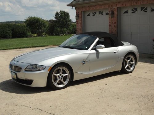 Bmw z4 roadster 3.0si convertible no reserve sport/premium packages- deliveryav