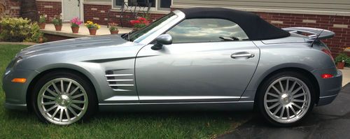 2005 chrysler crossfire srt6 convertible - very sharp only 7357 miles