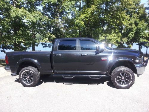 Like new ram 2500 crew cab 4x4 cummins diesel w/ tons of adds!  very clean truck