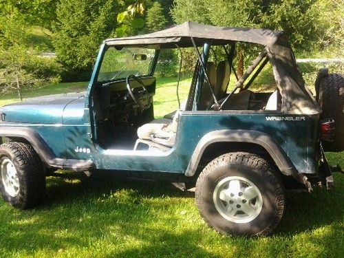 1995 jeep wrangler se sport utility 2-door 2.5l