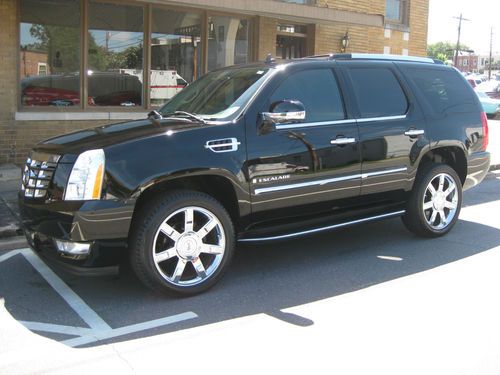 2007 cadillac escalade awd, loaded, 65k miles, nice!!!!!!