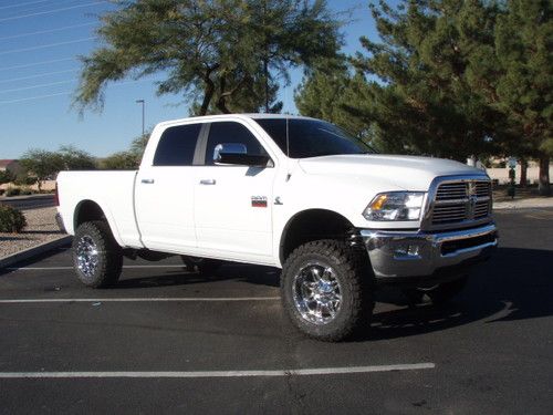 2012 ram 2500 laramie crew cab pickup 4-door 6.7l