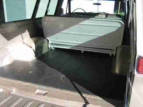 Rare chevy suburban, image 4