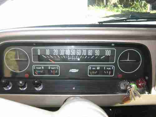 Rare chevy suburban, image 7