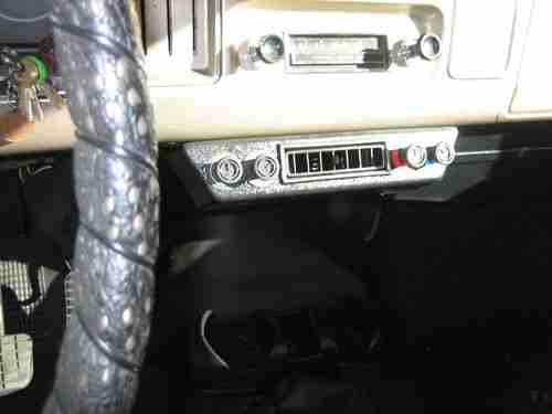 Rare chevy suburban, image 9