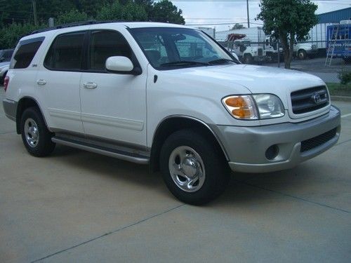 2003 toyota sequoia sr5 ** sunroof/leather**