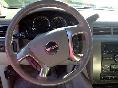 2007 GMC Yukon SLT Sport Utility 4D, image 9