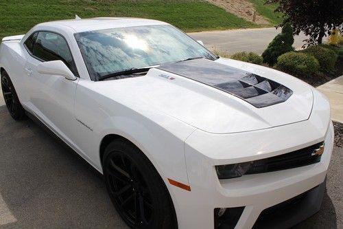 2013 chevrolet camaro zl1 coupe 2-door 6.2l