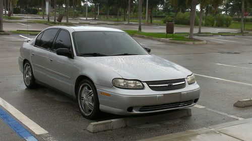 2005 chevrolet malibu base sedan 4-door 2.2l