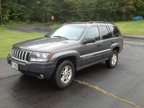 2004 jeep grand cherokee laredo