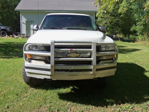 2001 CHEVROLET REGULAR CAB 2500 HD DURAMAX DIESEL, image 2