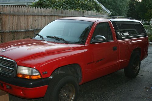 1999 dodge dakota 5 speed truck with cover