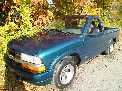 1998 chevrolet s-10 ls 5 speed 2.2liter4cylinder withairconditioning highbidwins