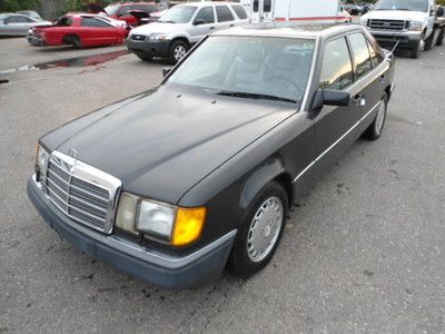 1991 mercedes benz 300 clean interor exterior repairable needs work no reserve