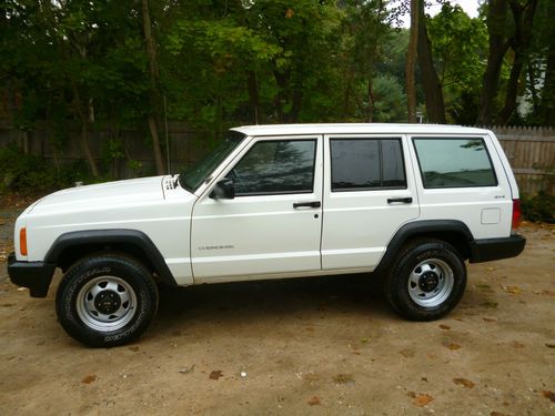 1998 jeep cherokee classic sport utility 4-door 4.0l no reserve!