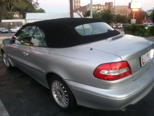 2003 volvo c70  lt