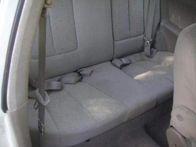 2005 HYUNDAI ACCENT IN GREAT CONDITION 1 OWNER, image 17