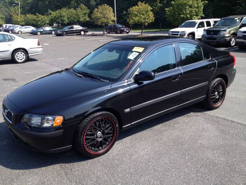 2003 volvo s60 awd sedan 4-door 2.5t-highest bid ownes it!!!