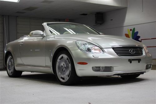 Convertible 4.3l nav leather cd traction control rwd temporary spare