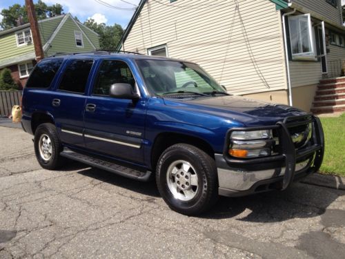 2001 chevrolet tahoe ls sport utility 4-door 5.3l 4x4 truck ,gmc, ford, plow car