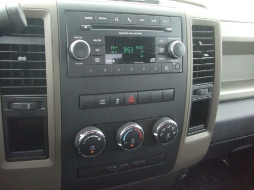 5.7 HEMI ALLOY WHEELS REMOTE ENTRY RED CLOTH INTERIOR, image 52