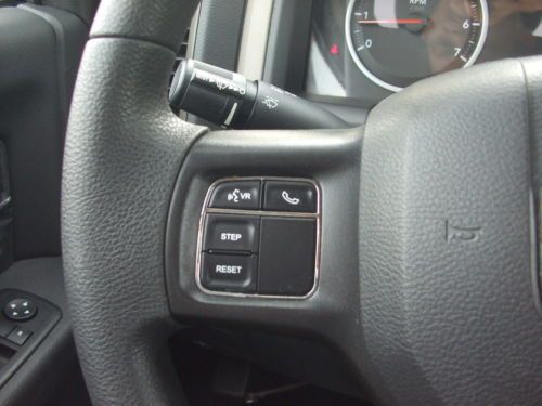 5.7 HEMI ALLOY WHEELS REMOTE ENTRY RED CLOTH INTERIOR, image 54