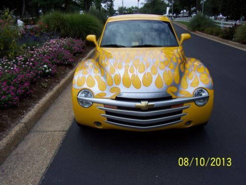 2003 chevrolet ssr base convertible 2-door 5.3l, slingshot yellow, flames