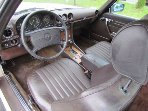 1986 Mercedes-Benz 560 SL Convertible, image 13