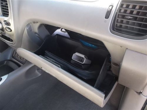 Limited SUV 4.7L 4X4 DVD REAR ENTERTAINMENT CLEAN CARFAX LEATHER 4X4 SUNROOF, image 49