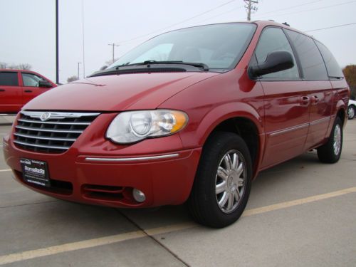 2005 chrysler town&amp;country red leather heated seats nav split temp limited