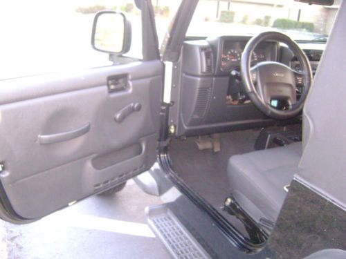 CLEAN 2006 JEEP WRANGLER X 4X4 AUTO SONY AM/FM/CD ALLOYS 4WD EXCELLENT CONDITION, image 22