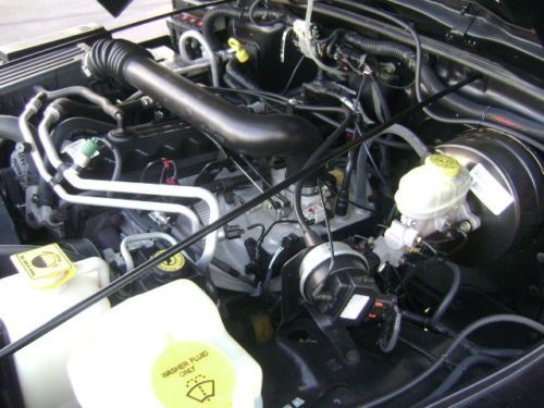 CLEAN 2006 JEEP WRANGLER X 4X4 AUTO SONY AM/FM/CD ALLOYS 4WD EXCELLENT CONDITION, image 48